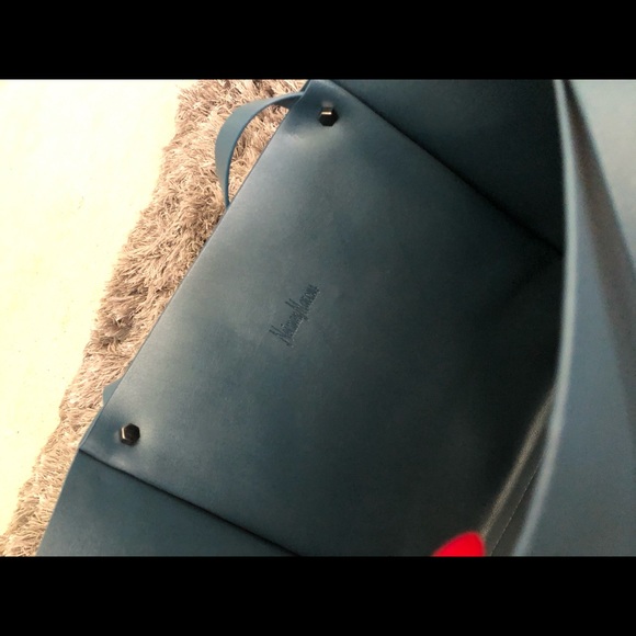 🌱🌱🌱BLUE Neiman Marcus Vegan Totes🌱🌱🌱 - Picture 6 of 8